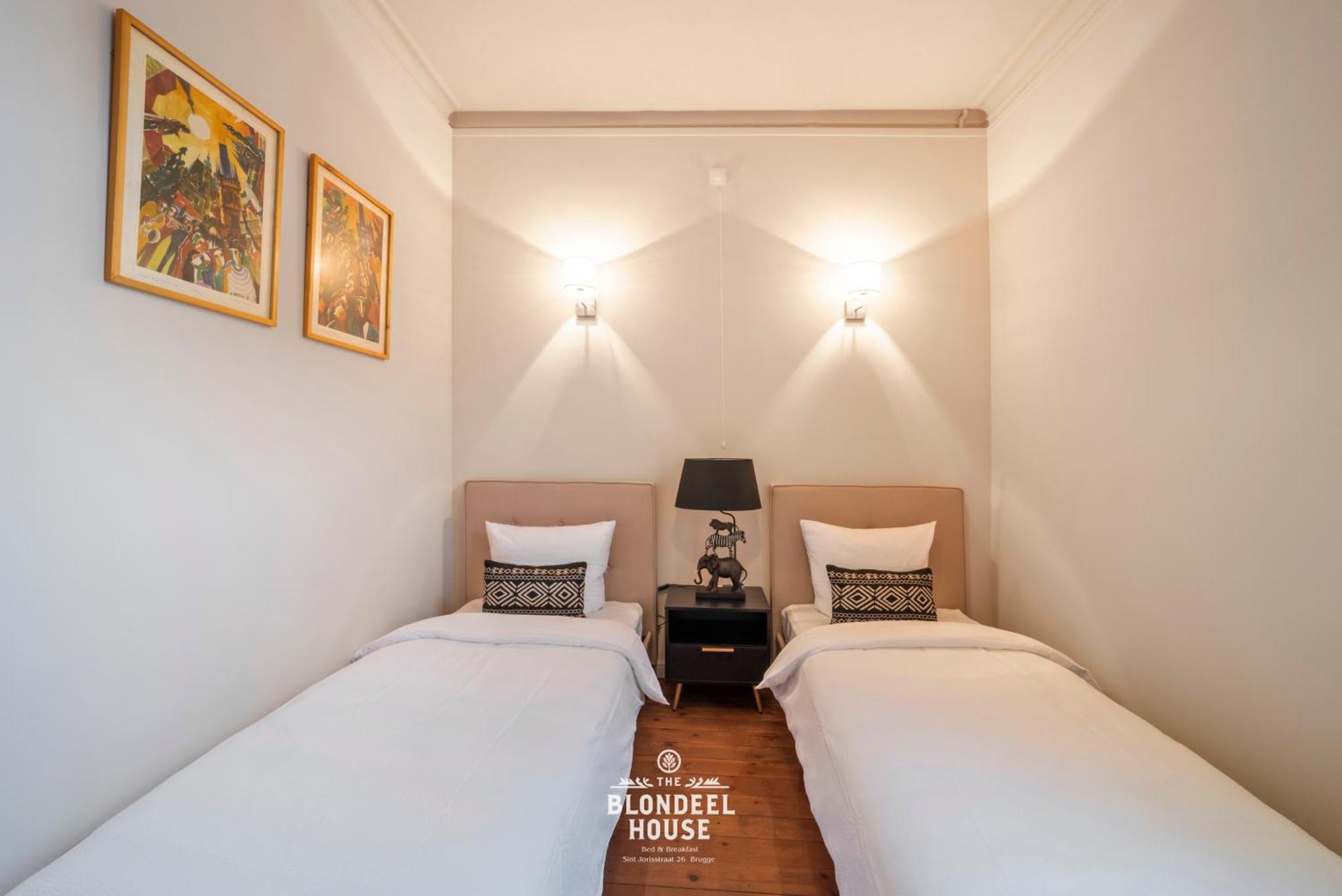 Bed & Breakfast The Blondeel House Brugge Center Esterno foto