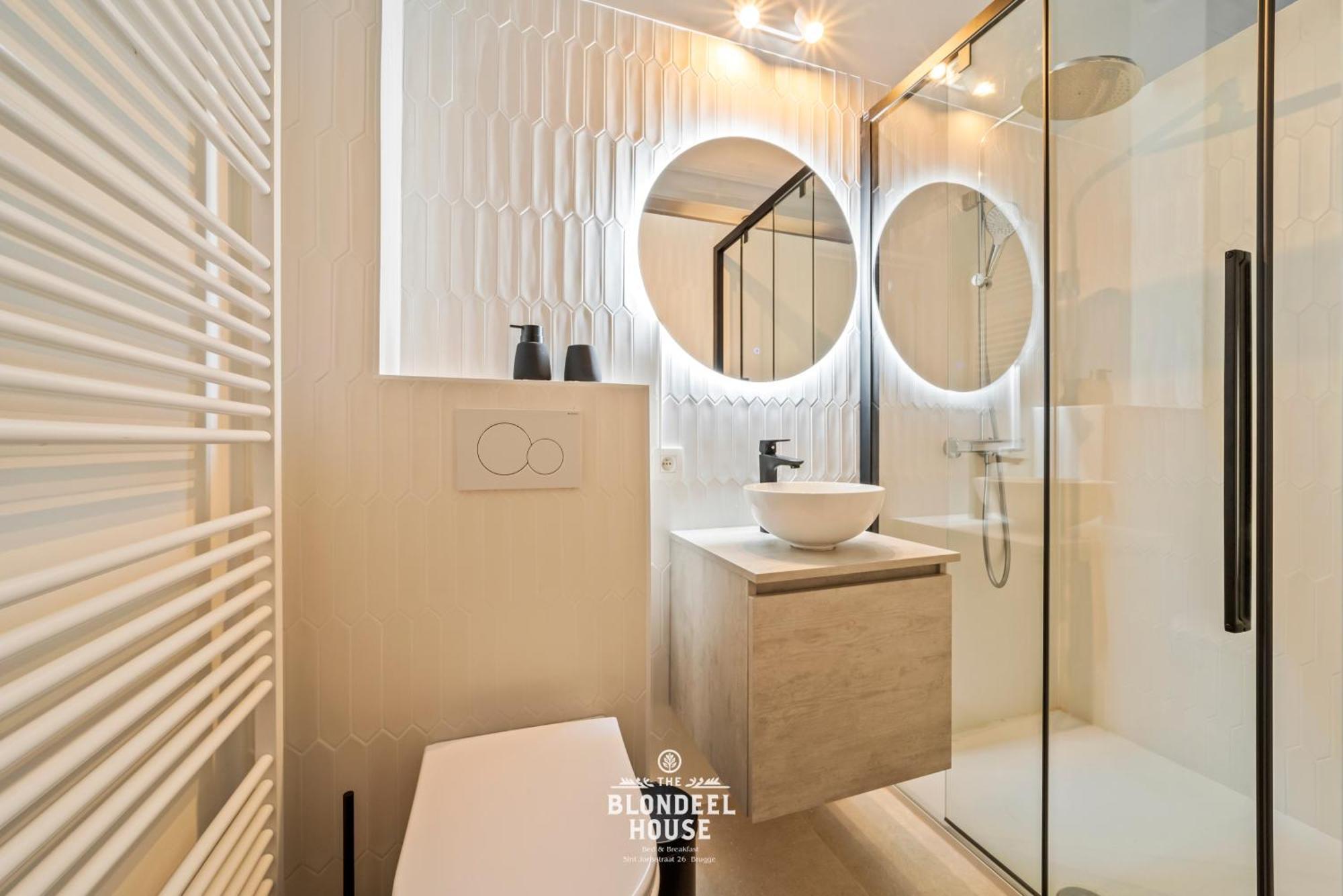 Bed & Breakfast The Blondeel House Brugge Center Esterno foto