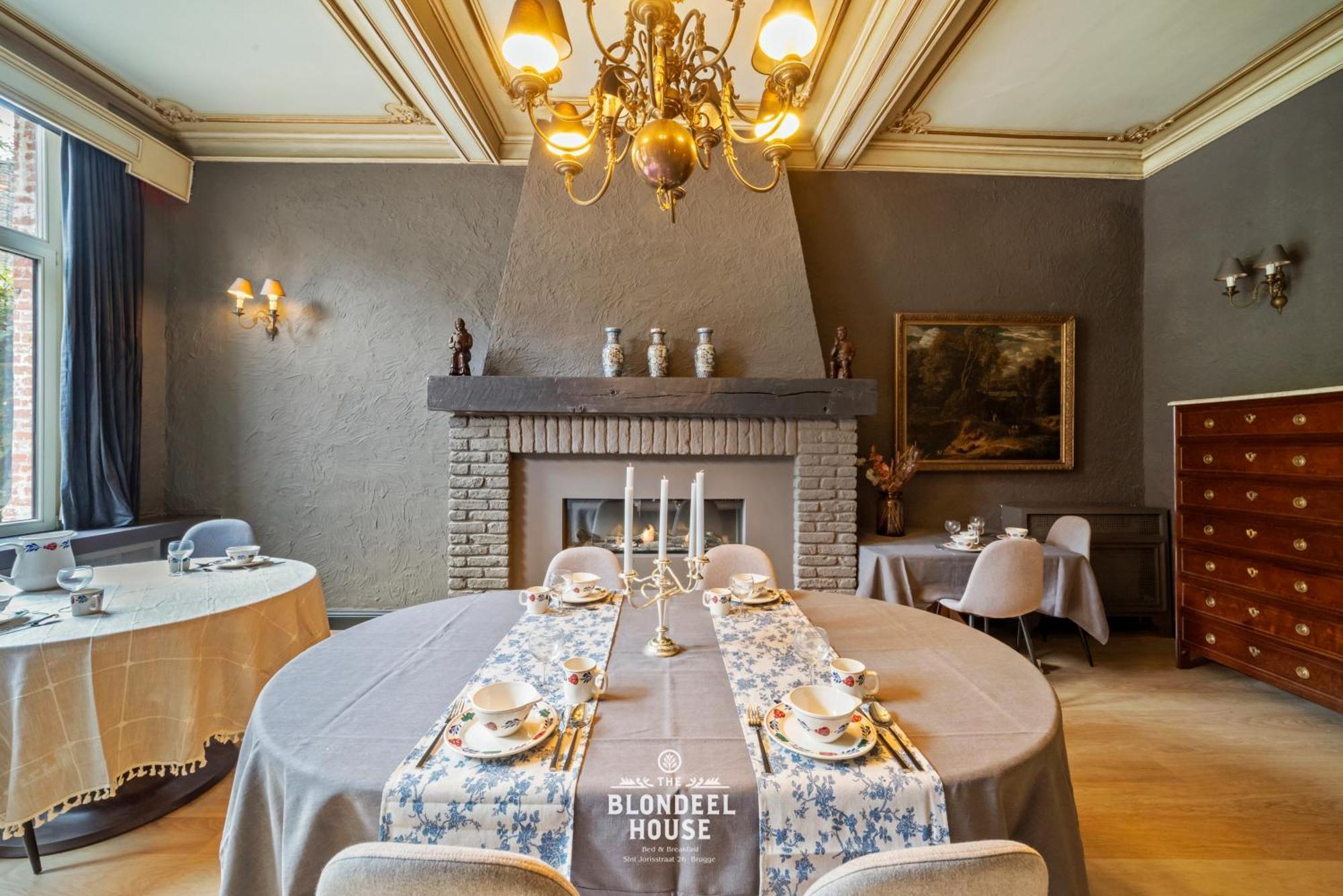 Bed & Breakfast The Blondeel House Brugge Center Esterno foto