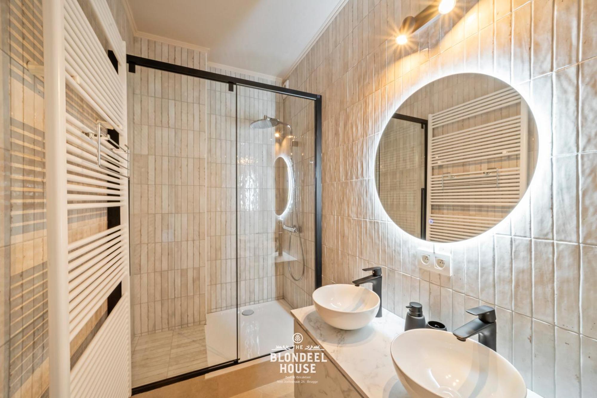 Bed & Breakfast The Blondeel House Brugge Center Esterno foto